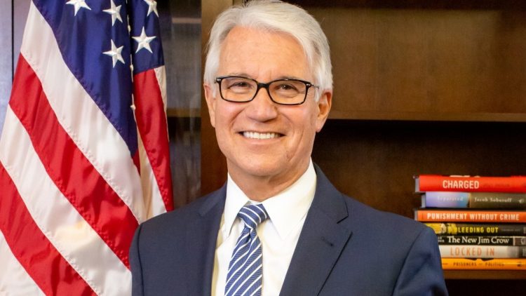 Ex-solicitor general to aid DA Gascón in suit filed by prosecutors union