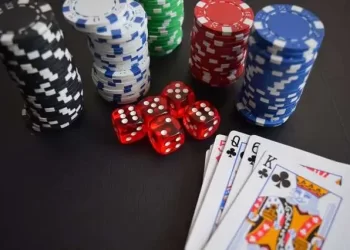 Why Are Online Casinos Popular to Newbie Players?