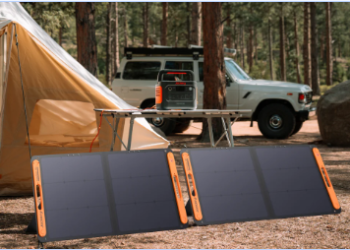 Power Up Your Border Crossing: Why a Solar Generator Enhances Your Canada-US Road Trip